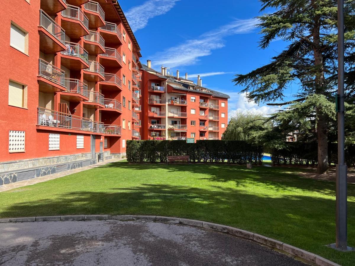 Ferienwohnung Piso Puigcerda Vistas Y Piscina Exterior foto